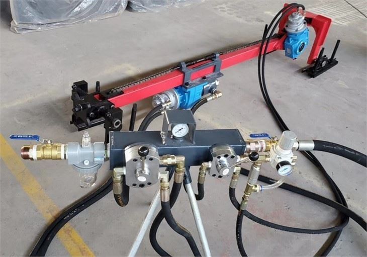dth-drilling-machine